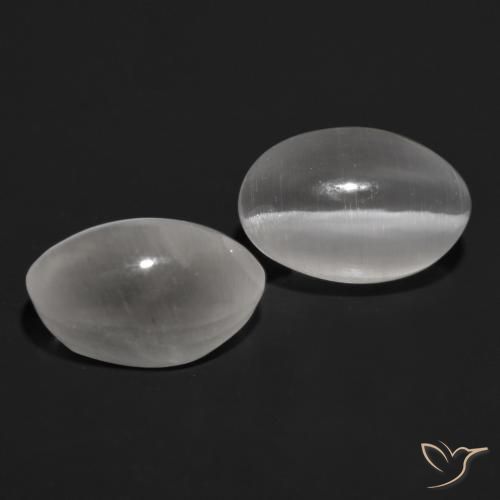 Shop natural 2.25ct 非常に薄い灰色 シリマナイトキャッツアイ gems, 楕円形, from マダガスカル at GemSelect. In stock, global shipping!