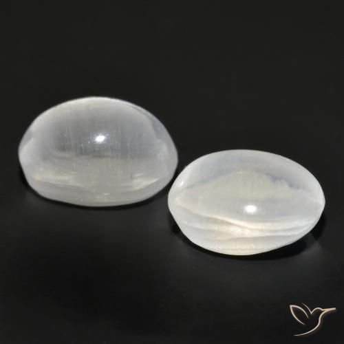 Shop natural 2.29ct 非常に薄い灰色 シリマナイトキャッツアイ gems, 楕円形, from マダガスカル at GemSelect. In stock, global shipping!