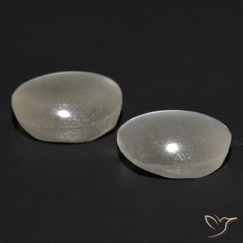 Shop natural 1.94ct 非常に薄い灰色 シリマナイトキャッツアイ gems, 楕円形, from マダガスカル at GemSelect. In stock, global shipping!