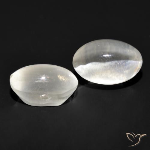 Shop natural 2.53ct 非常に薄い灰色 シリマナイトキャッツアイ gems, 楕円形, from マダガスカル at GemSelect. In stock, global shipping!