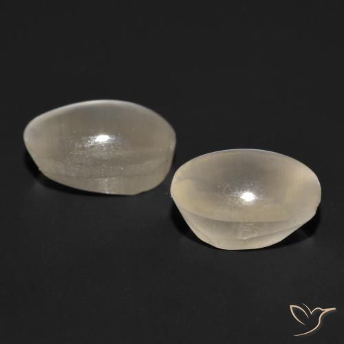 Shop natural 1.78ct 非常に薄い灰色 シリマナイトキャッツアイ gems, 楕円形, from マダガスカル at GemSelect. In stock, global shipping!