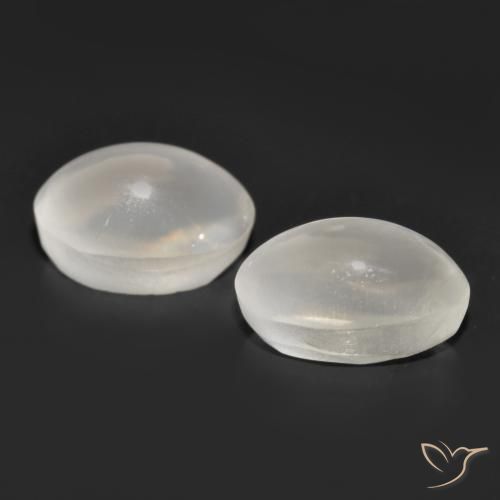 Shop natural 2.47ct 非常に薄い灰色 シリマナイトキャッツアイ gems, 楕円形, from マダガスカル at GemSelect. In stock, global shipping!