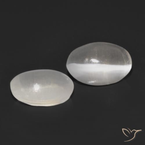 Shop natural 1.15ct 非常に薄い灰色 シリマナイトキャッツアイ gems, 楕円形, from マダガスカル at GemSelect. In stock, global shipping!