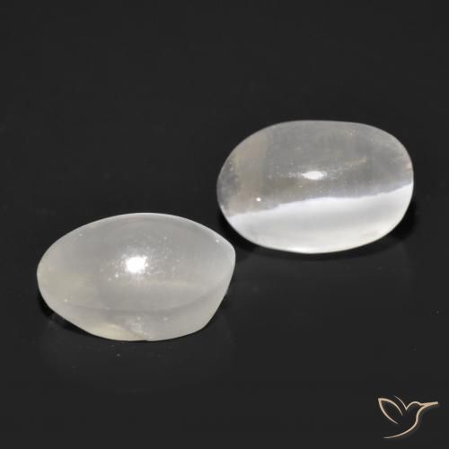 Shop natural 2.11ct ホワイト シリマナイトキャッツアイ gems, 楕円形, from マダガスカル at GemSelect. In stock, global shipping!