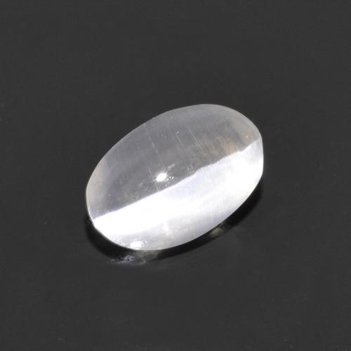 0.75カラットの天然非常に薄い灰色Sillimanite Cat's Eye（6.5×4.3 mm・オーバルカット）