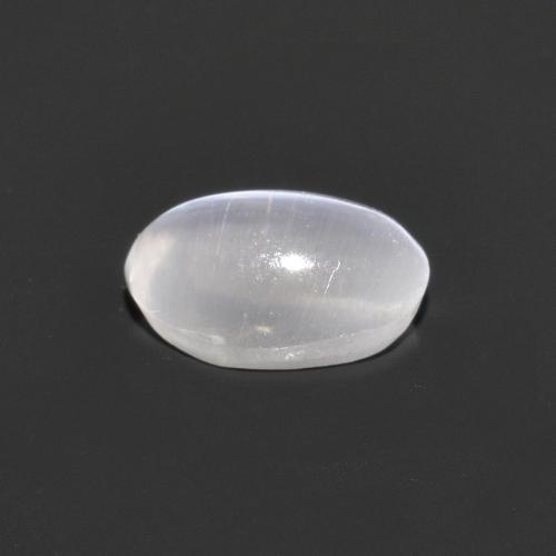 0.75カラットの天然非常に薄い灰色Sillimanite Cat's Eye（6.5×4.3 mm・オーバルカット）