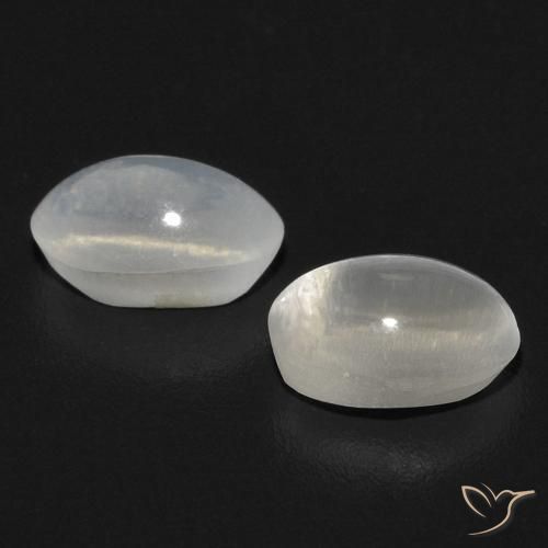 Shop natural 1.40ct ホワイト シリマナイトキャッツアイ gems, 楕円形, from マダガスカル at GemSelect. In stock, global shipping!