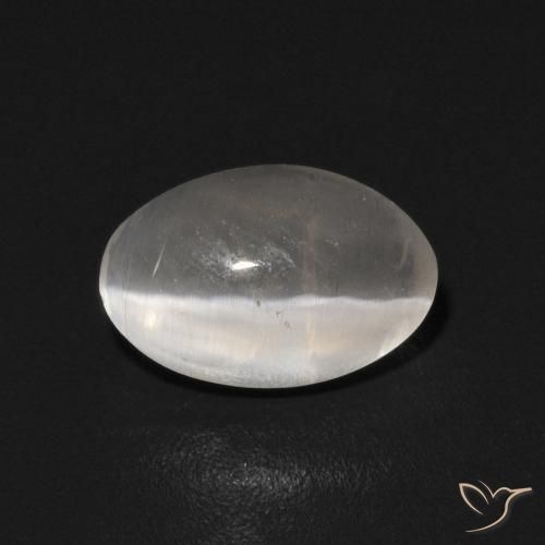 0.94ct 天然 ウォームホワイト シリマナイトキャッツアイ, 楕円形, 透明