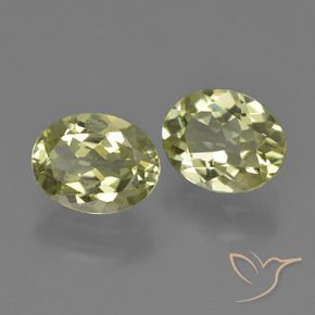 Shop natural 3.78ct ミディアムイエロー シリマナイト gems, 楕円形, from スリランカ at GemSelect. In stock, global shipping!