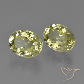 Shop natural 4.09ct グリーンイエロー シリマナイト gems, 楕円形, from スリランカ at GemSelect. In stock, global shipping!