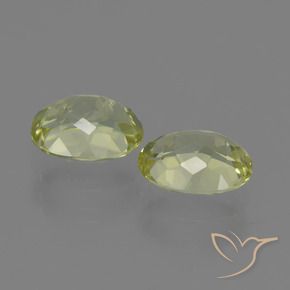 Shop natural 3.97ct ミディアムイエロー シリマナイト gems, 楕円形, from スリランカ at GemSelect. In stock, global shipping!