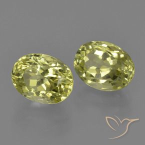 自然派の商品を探す 3.33ct 緑ががかったイエロー シリマナイト 宝石, オーバルカット, スリランカ からGemSelectで. 在庫あり、世界各国へ発送!
