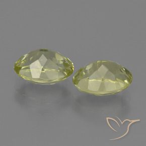 Shop natural 3.06ct 緑ががかったイエロー シリマナイト gems, 楕円形, from スリランカ at GemSelect. In stock, global shipping!