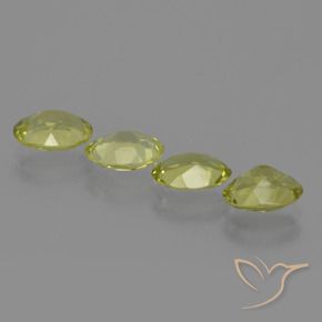 Shop natural 2.94ct グリーンイエロー シリマナイト gems, 楕円形, from スリランカ at GemSelect. In stock, global shipping!