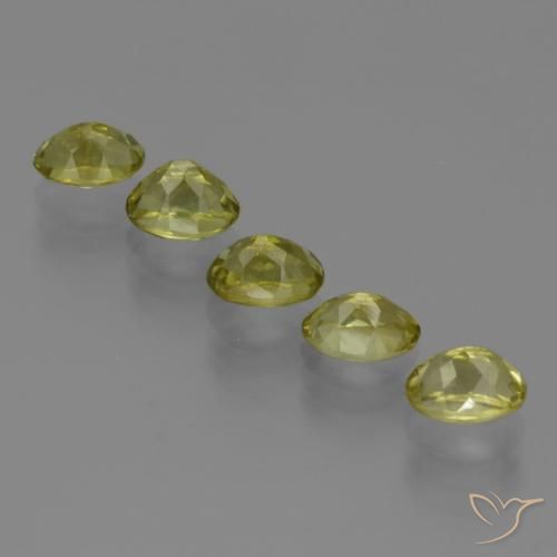 Shop natural 5.52ct ライトグリーンがかったイエロー シリマナイト gems, 楕円形, from スリランカ at GemSelect. In stock, global shipping!