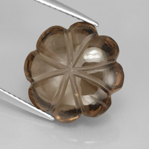 8.91カラットの天然スモーキーブラウンスモーキークォーツ（14.3×14.2 mm・透明）