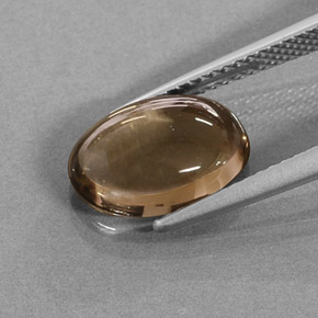3.17カラットの天然スモーキーブラウンスモーキークォーツ（11.8×8 mm・オーバルカット）