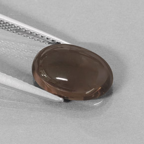 3.50カラットの天然スモーキーブラウンスモーキークォーツ（12.1×8.2 mm・オーバルカット）