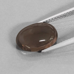 3.50カラットの天然スモーキーブラウンスモーキークォーツ（12.1×8.2 mm・オーバルカット）