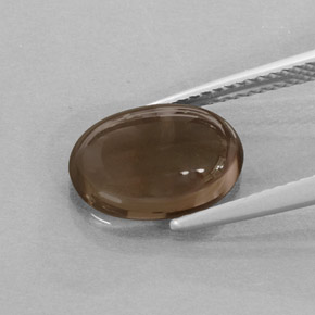 3.24カラットの天然スモーキーブラウンスモーキークォーツ（11.7×8.1 mm・オーバルカット）