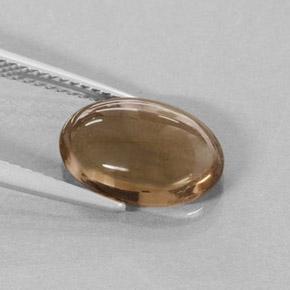 3.42カラットの天然スモーキーブラウンスモーキークォーツ（12.3×8.2 mm・オーバルカット）