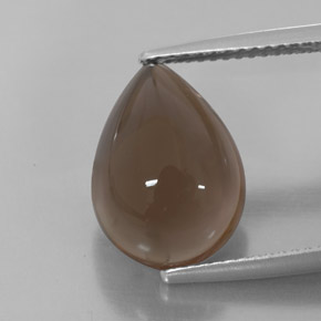6.75カラットの天然スモーキーブラウンスモーキークォーツ（14.1×10.2 mm・透明）