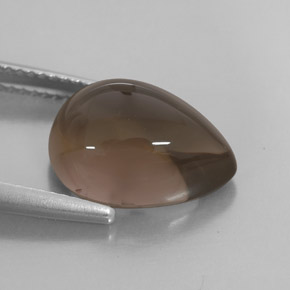 6.75カラットの天然スモーキーブラウンスモーキークォーツ（14.1×10.2 mm・透明）
