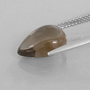 3.26カラットの天然スモーキーブラウンスモーキークォーツ（11.9×8.1 mm・透明）