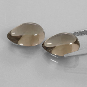 カラットの天然スモーキーブラウンスモーキークォーツ（10×7 mm・洋梨の形）