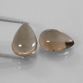 カラットの天然スモーキーブラウンスモーキークォーツ（10×7.1 mm・洋梨の形）