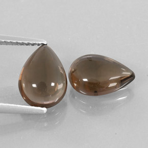 カラットの天然スモーキーブラウンスモーキークォーツ（9.7×7.2 mm・洋梨の形）