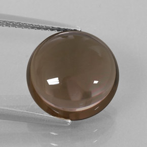 5.65カラットの天然スモーキーブラウンスモーキークォーツ（12.00 mm・透明）