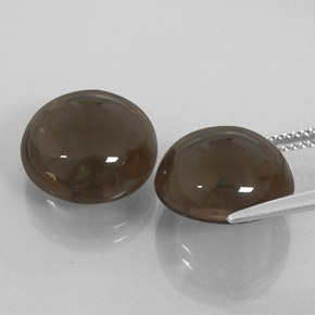 カラットの天然スモーキーブラウンスモーキークォーツ（13.13 mm・透明）
