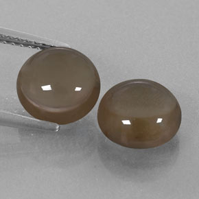 カラットの天然スモーキーブラウンスモーキークォーツ（8.25 mm・ラウンドカット）