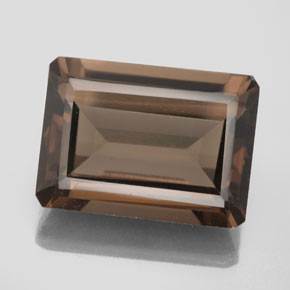 13.71カラットの天然ブラウンスモーキークォーツ（18×13.1 mm・エメラルドカット）