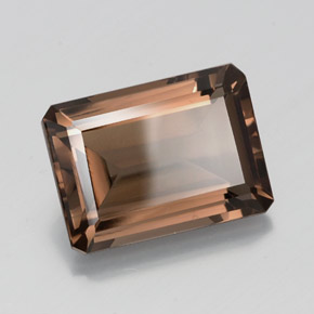 11.42カラットの天然ブラウンスモーキークォーツ（18.1×12.8 mm・エメラルドカット）