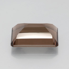 11.42カラットの天然ブラウンスモーキークォーツ（18.1×12.8 mm・エメラルドカット）