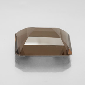 12.75カラットの天然ブラウンスモーキークォーツ（17.9×13.1 mm・エメラルドカット）
