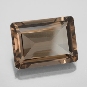 14.61カラットの天然ブラウンスモーキークォーツ（18.2×13.2 mm・エメラルドカット）