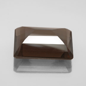 13.44カラットの天然ブラウンスモーキークォーツ（18×13.2 mm・エメラルドカット）