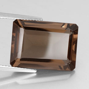 12.92カラットの天然ブラウンスモーキークォーツ（18×13.1 mm・エメラルドカット）