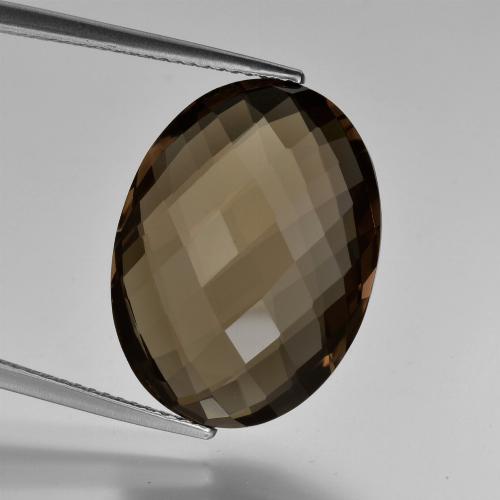 13.09カラットの天然ミディアムブラウンスモーキークォーツ（20.1×15 mm・オーバルカット）
