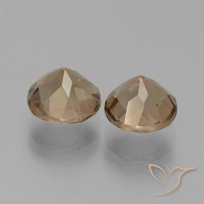 Shop natural 4.07ct ウォームブラウン スモーキークォーツ gems, ラウンド, from ブラジル at GemSelect. In stock, global shipping!