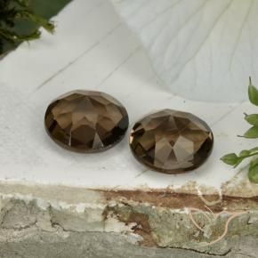 Shop natural 3.34ct ウォームブラウン スモーキークォーツ gems, ラウンド, from ブラジル at GemSelect. In stock, global shipping!
