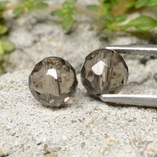 2.90カラットの天然薄いブラウンスモーキークォーツ（6.21 mm・球体 / ボール）