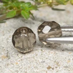 2.77カラットの天然薄いアンバーブラウンスモーキークォーツ（5.80 mm・球体 / ボール）