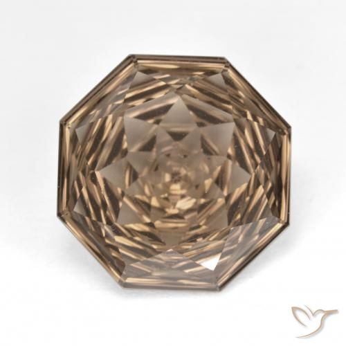 7.84ct 天然 ライトブラウン スモーキークォーツ, エメラルドカット, VVS