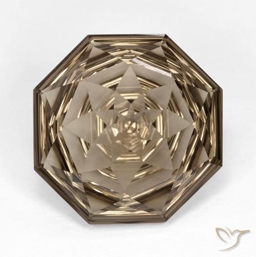 12.25ct 天然 ミディアム薄いブラウン スモーキークォーツ, エメラルドカット, VVS