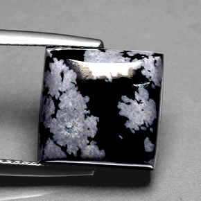 7.80カラットの天然スノーフレークスノーフレークオブシディアン、四角形、オペーク