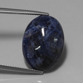 11.75カラットの天然バイオレットブルーソーダライト（20.2×15.1 mm・オーバルカット）